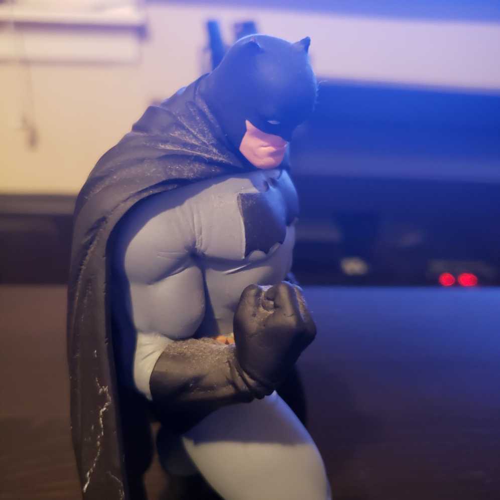 Batman DARK KNIGHT III  - Dc Designer Series action figure collectible - Main Image 3