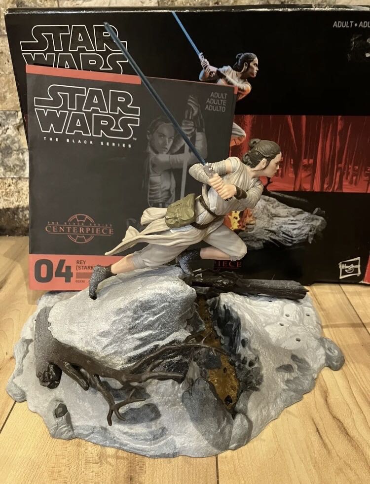 Rey TBS [P3] Centerpiece #04 - Hasbro (Star Wars Episode VII: The Force Awakens) action figure collectible - Main Image 3