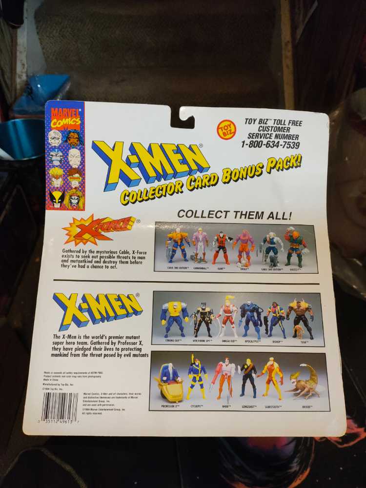 X-Men Collector Card Bonus Pack Professor X Vs Ahab  action figure collectible [Barcode 035112496137] - Main Image 2