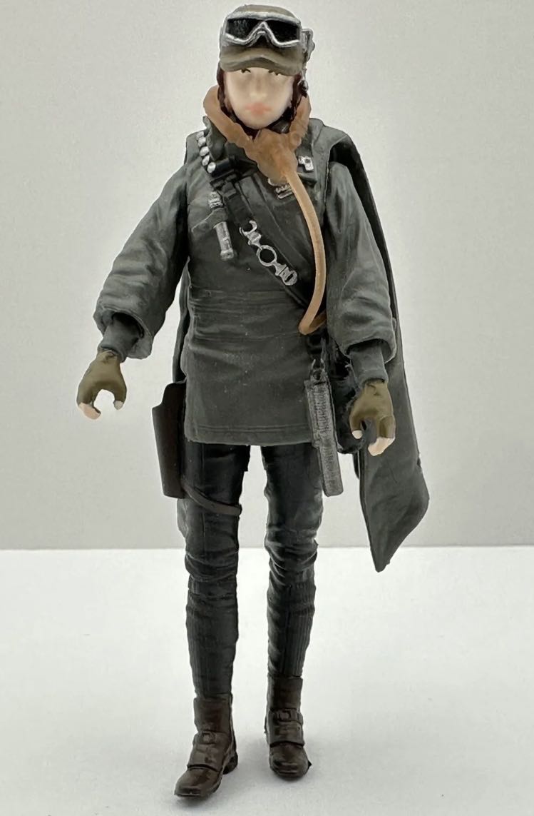 Sergeant Jyn Erso (Eadu) RO - Basic - Hasbro (Rogue One: A Star Wars Story) action figure collectible - Main Image 3