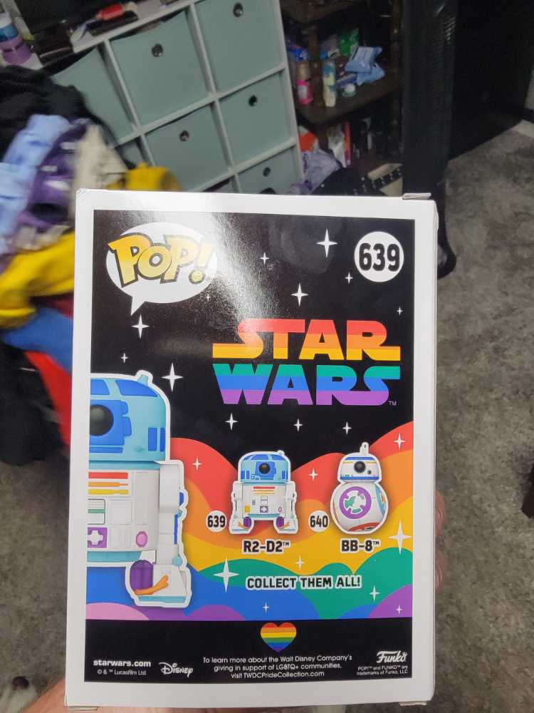 Star Wars R2-D2 (Pride)  action figure collectible - Main Image 2