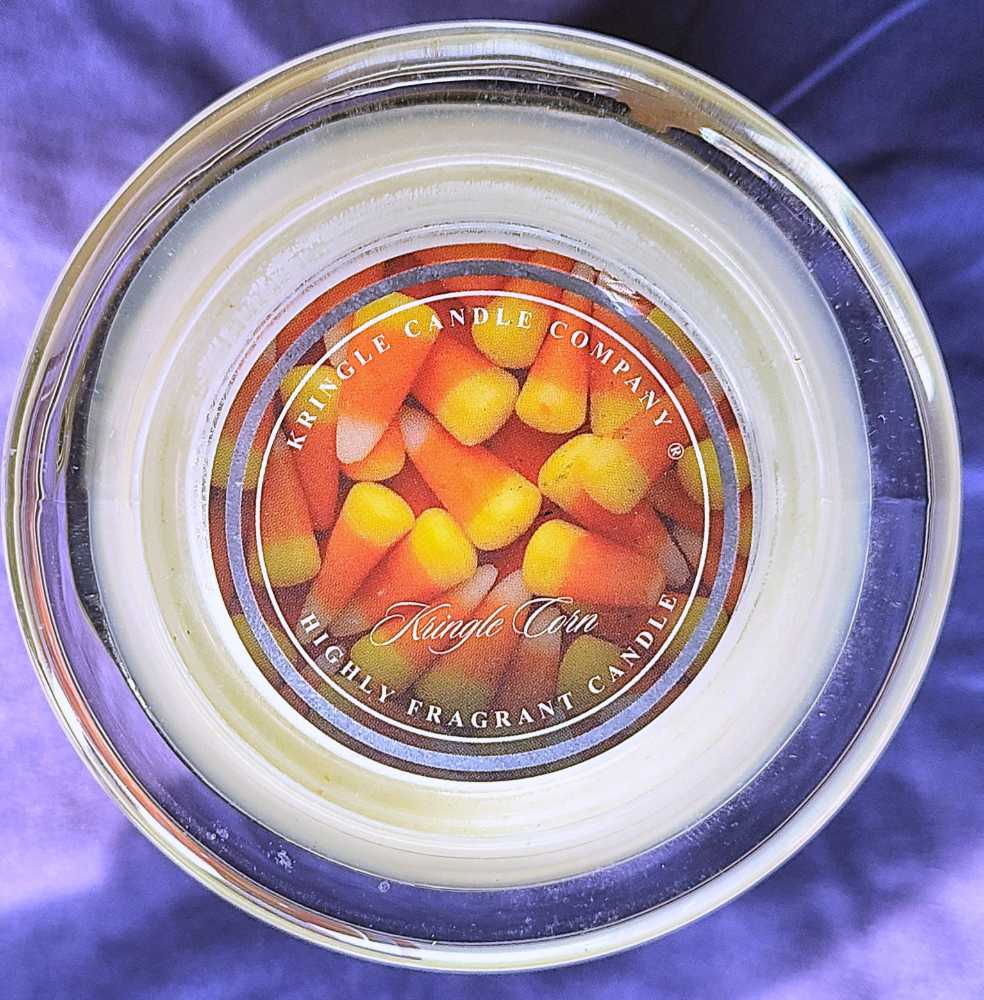 CANDLE: Halloween Kringle Corn Candy  2011 - Kringle Candle (Halloween Candles) action figure collectible [Barcode 846853000022] - Main Image 3