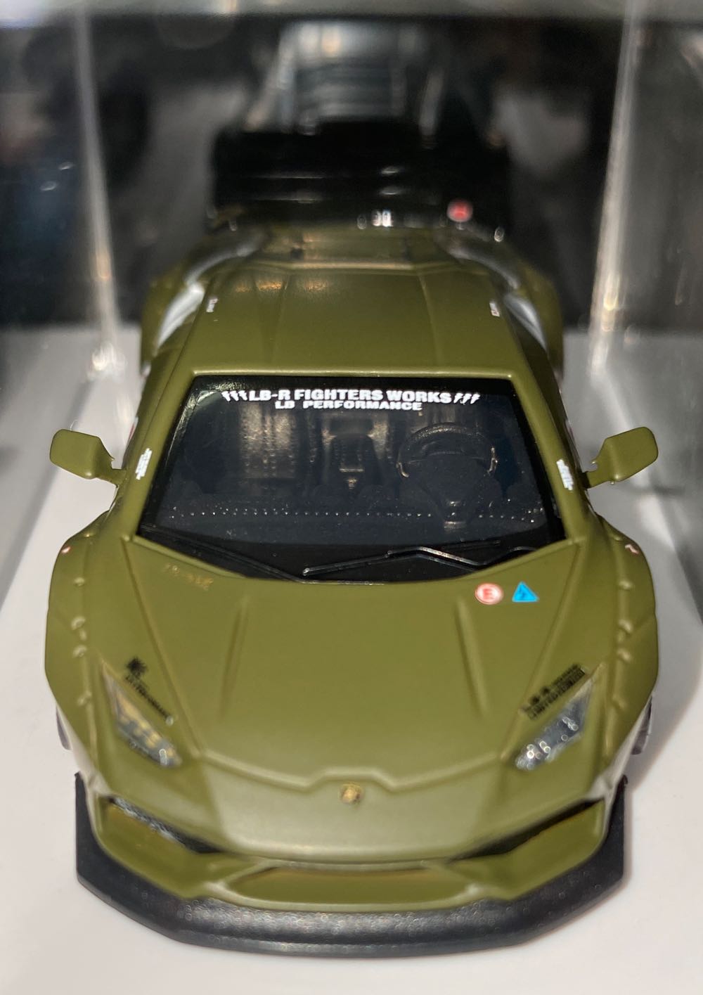 Lamborghini Huracan - LB Performance (Zero Fighter) action figure collectible - Main Image 3