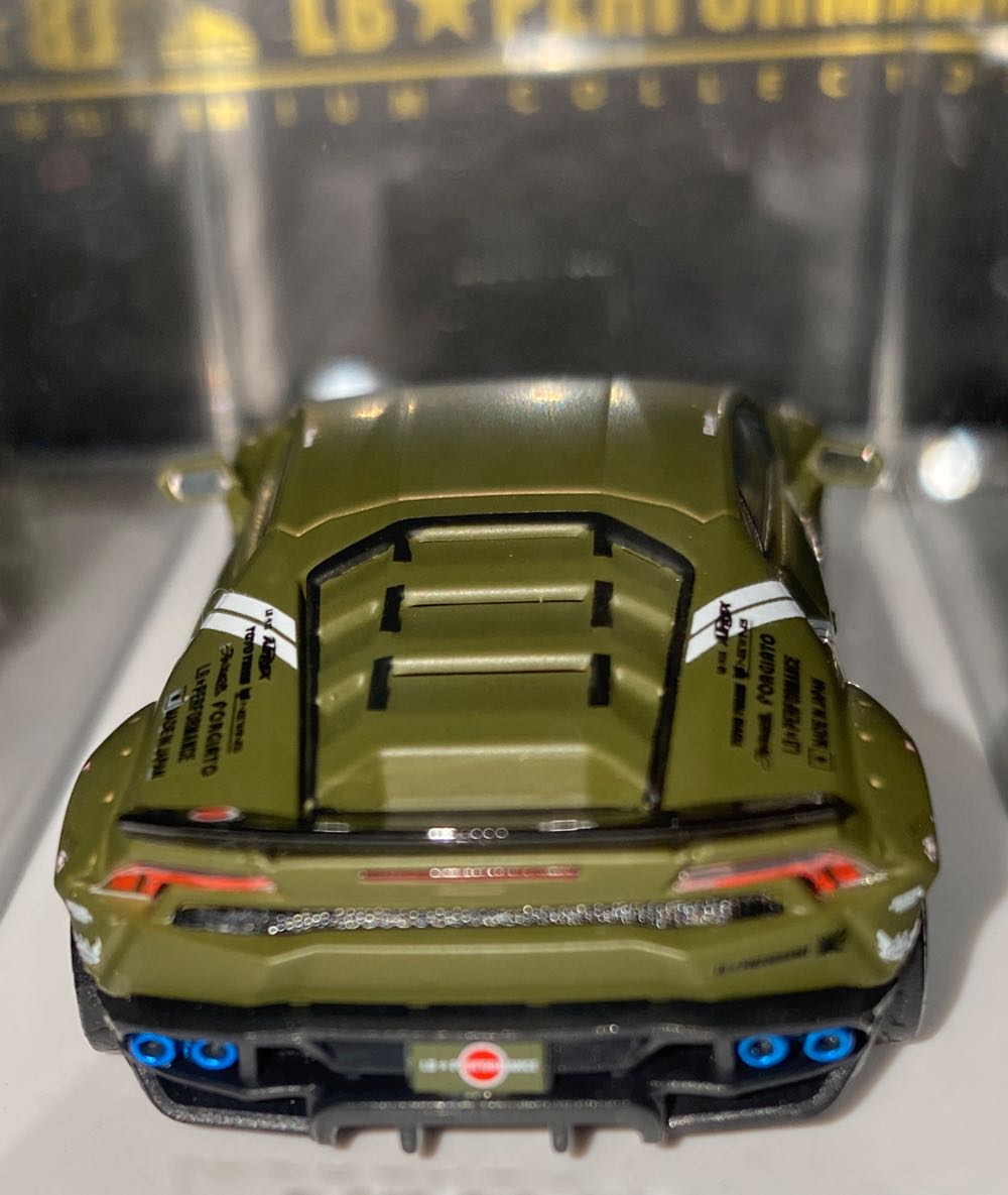 Lamborghini Huracan - LB Performance (Zero Fighter) action figure collectible - Main Image 4