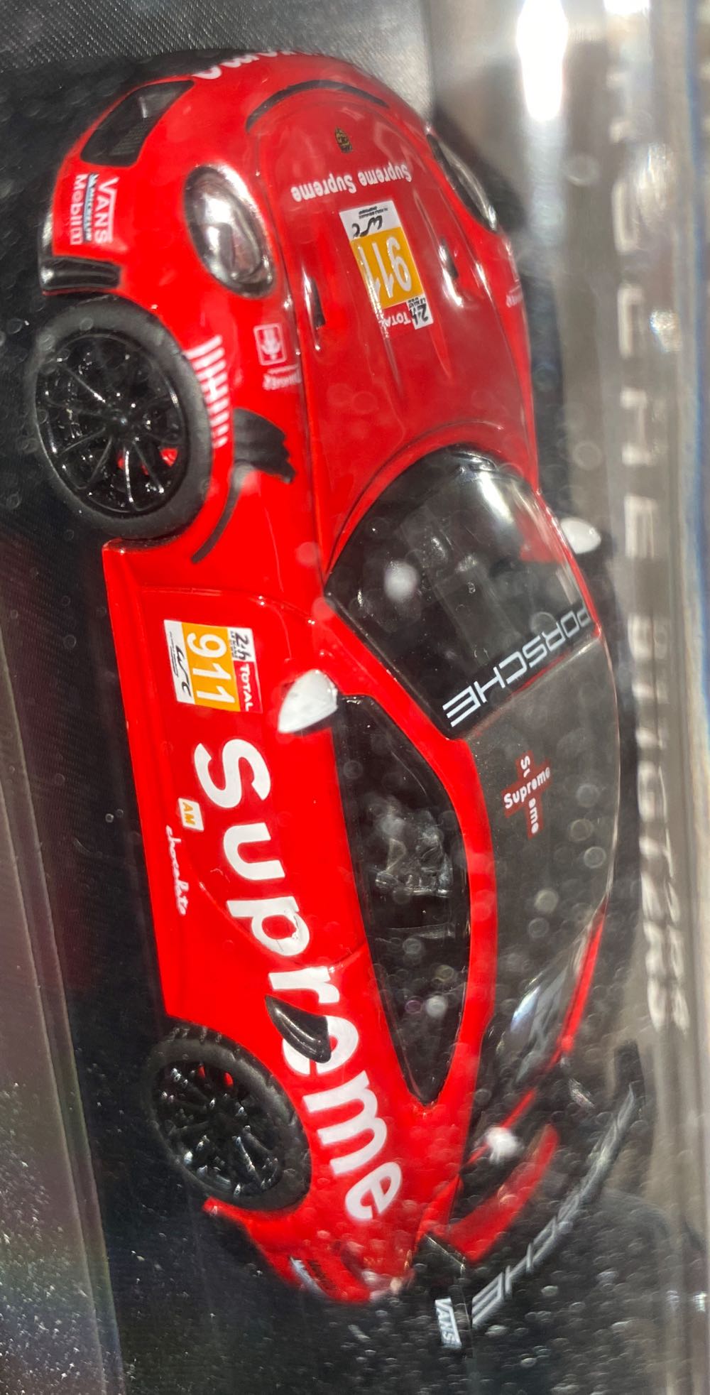 1. Porsche 911 GT2 R2 Sold - HKM (Supreme) action figure collectible [Barcode 6890090584511] - Main Image 2