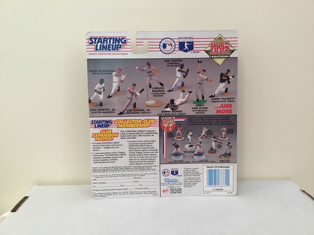 Cal Ripken Jr. - Kenner action figure collectible - Main Image 2