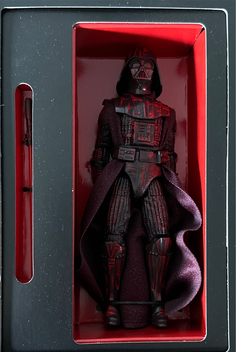 Darth Vader (Revenge of the Jedi) - Hasbro (Return Of The Jedi) action figure collectible [Barcode 5010996137067] - Main Image 2