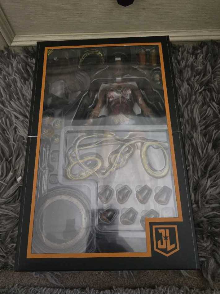 Hot Toys DC Justice League Wonder Woman Deluxe Version - Hot Toys (Justice League) action figure collectible [Barcode 4897011184500] - Main Image 3