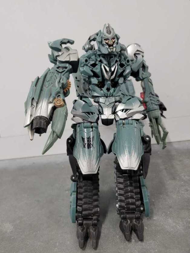 Megatron Voyager 2nd - Hasbro (Revenge Of The Fallen) action figure collectible - Main Image 2