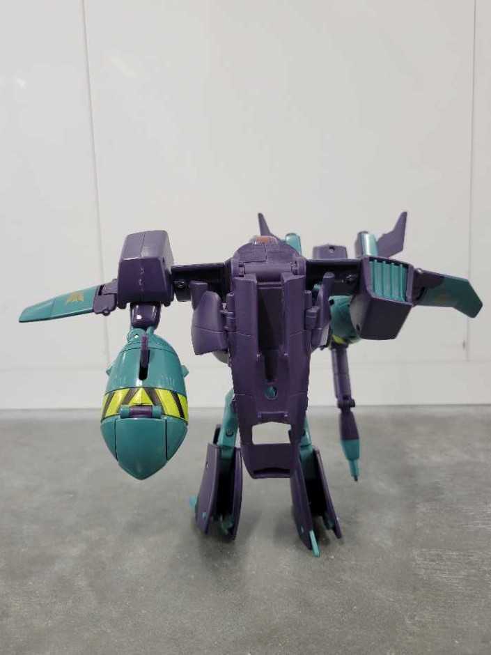 Lugnut - Hasbro (Animated) action figure collectible - Main Image 4