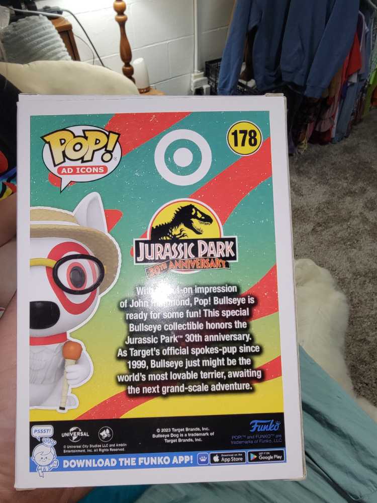 Target Bullseye Dressed As John Hammond  action figure collectible - Main Image 2