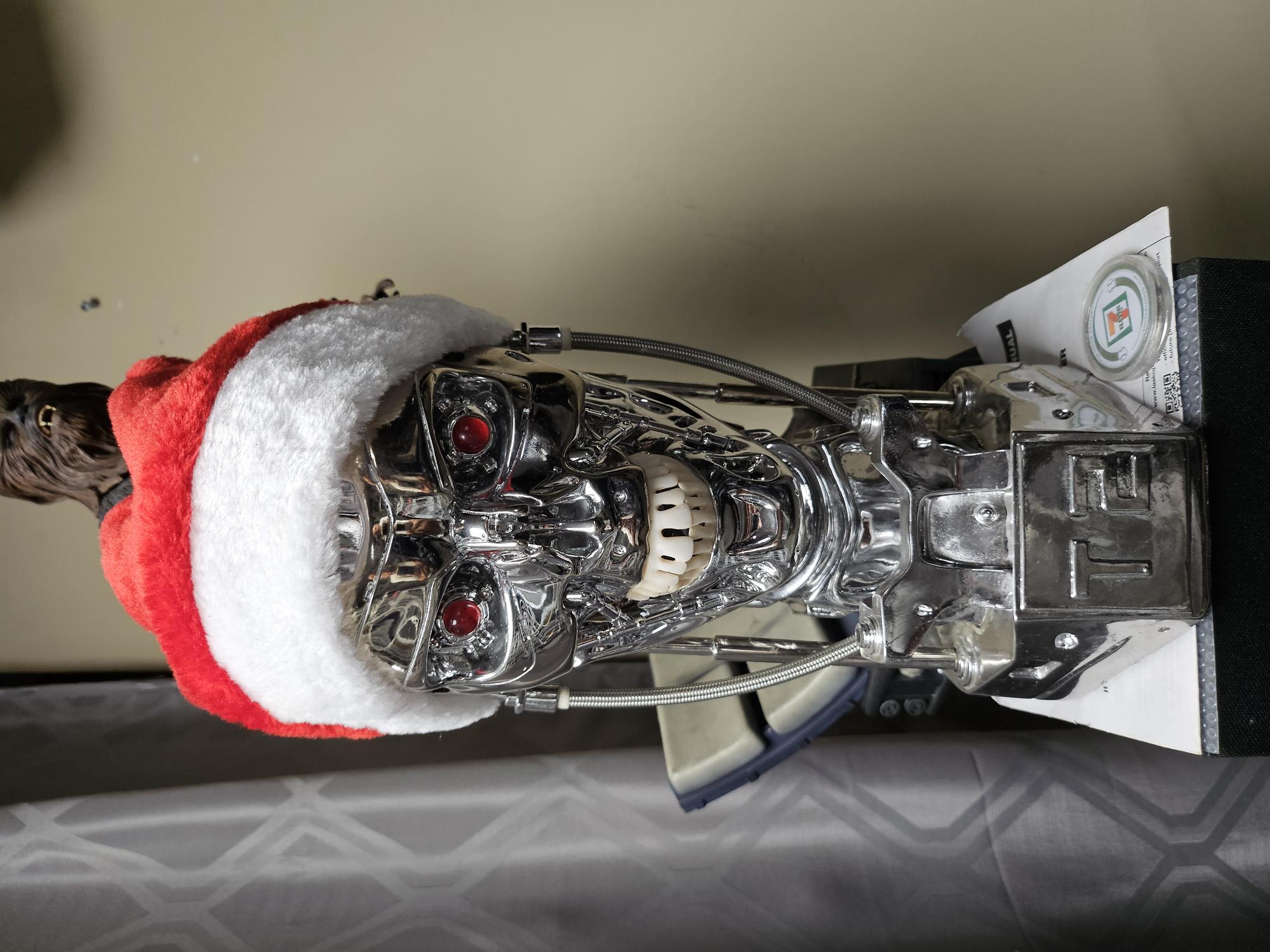 Terminator: T2: T-800 Replica Skeleton Bust 1:1 Scale Replica - NEMESIS NOW (Sc-Fi) action figure collectible [Barcode 801269098629] - Main Image 4