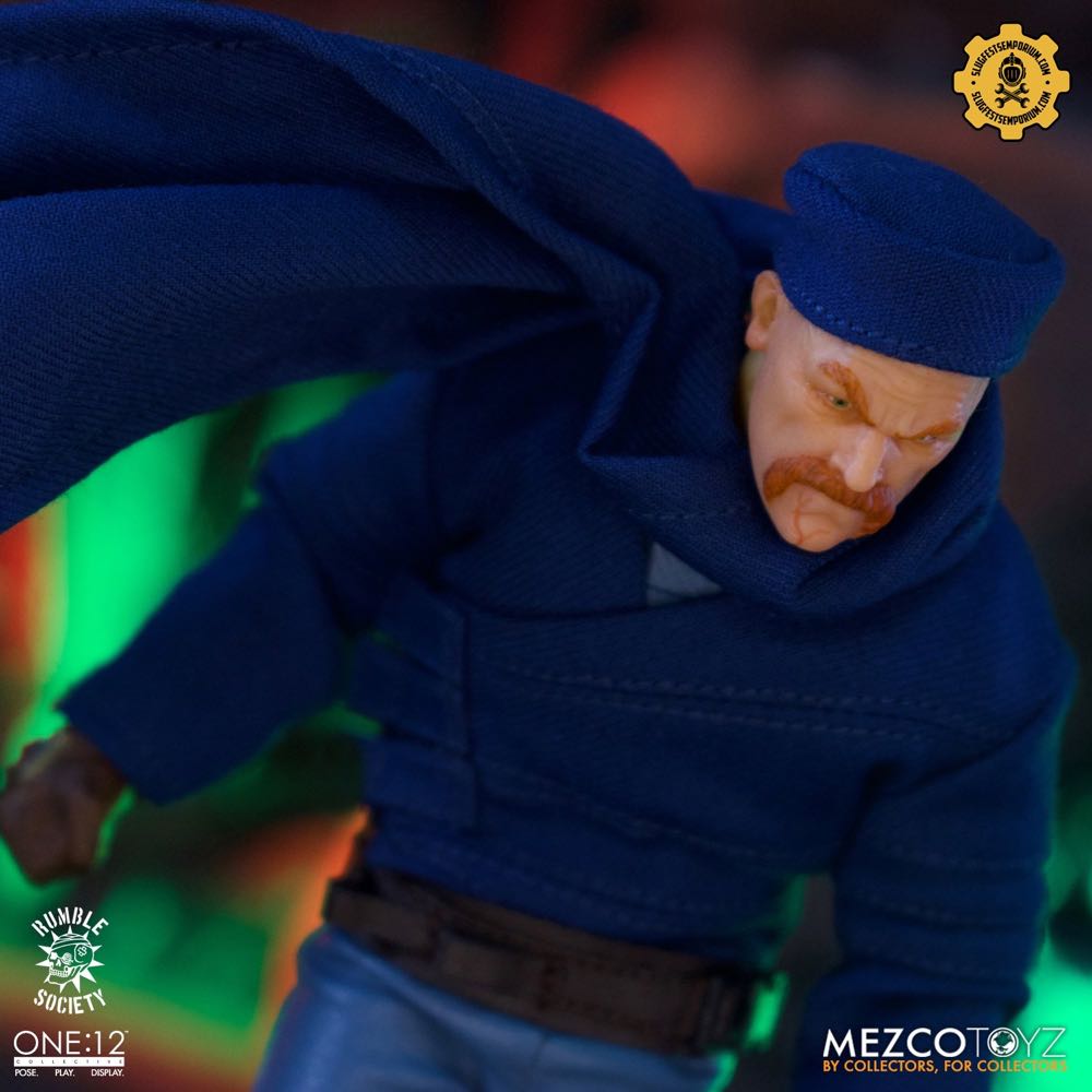 Mezco One:12 Collective Rumble Society: 20,000 Leagues Under the Sea Nautilus Crew Builder Set - Mezco Toyz (One:12 Collective - Rumble Society) action figure collectible [Barcode 696198760453] - Main Image 4