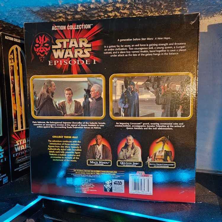 Chancellor Valorum / Coruscant Guard - Hasbro (Star Wars - Phantom Menace) action figure collectible [Barcode 076930264775] - Main Image 2