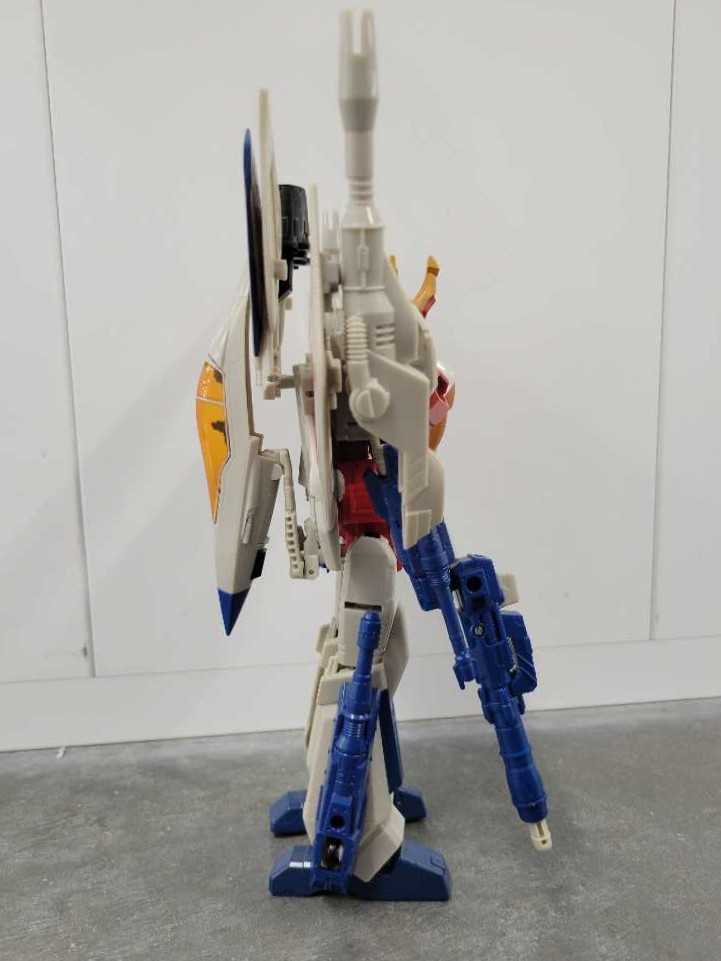 Starscream Robot Mode - Hasbro (Combiner Wars) action figure collectible - Main Image 3