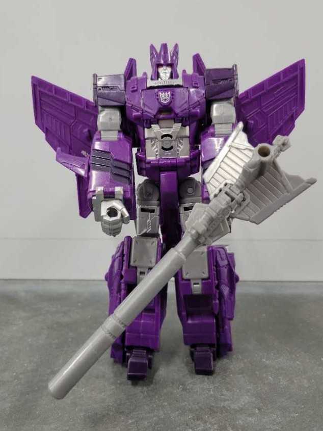 Cyclonus Robot Mode - Hasbro (Combiner Wars) action figure collectible - Main Image 2