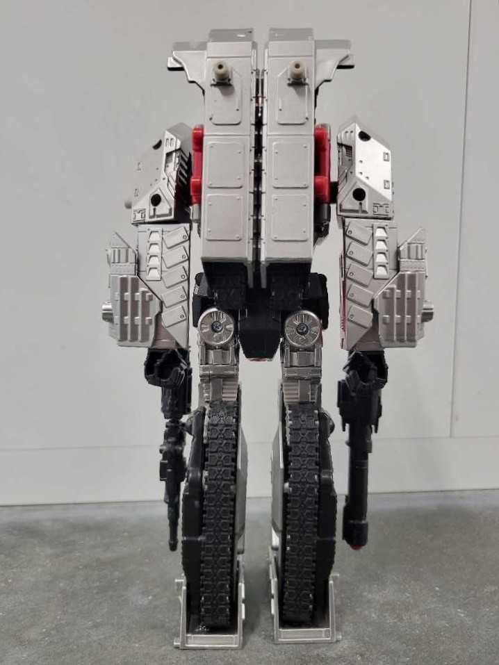 Megatron Robot Mode - Hasbro (Combiner Wars) action figure collectible - Main Image 4