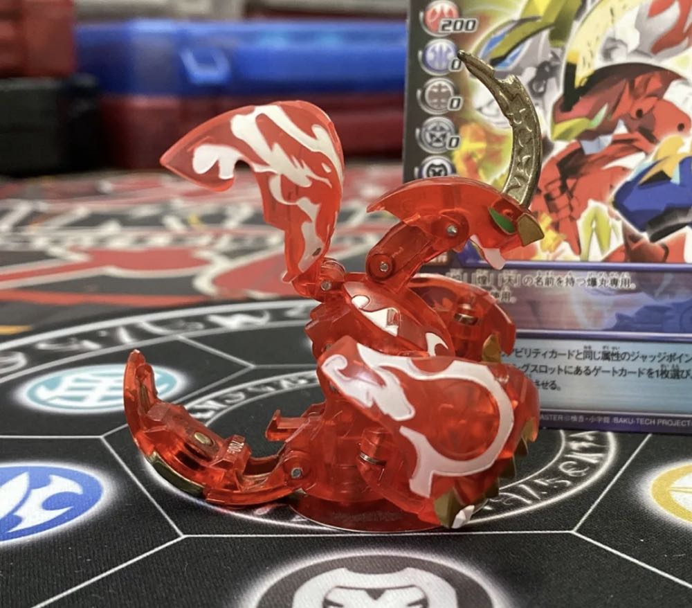 Bakugan BakuTech Translucent Pyrus Rise Dragaon MG Japan Import  action figure collectible - Main Image 2