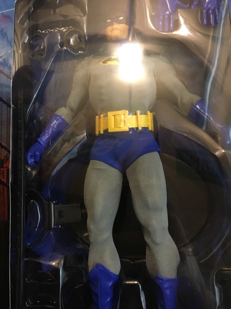 DC Direct Batman (classic 13”) - DC Direct Collectibles (13” Deluxe Collector Figure) action figure collectible [Barcode 761941261645] - Main Image 2