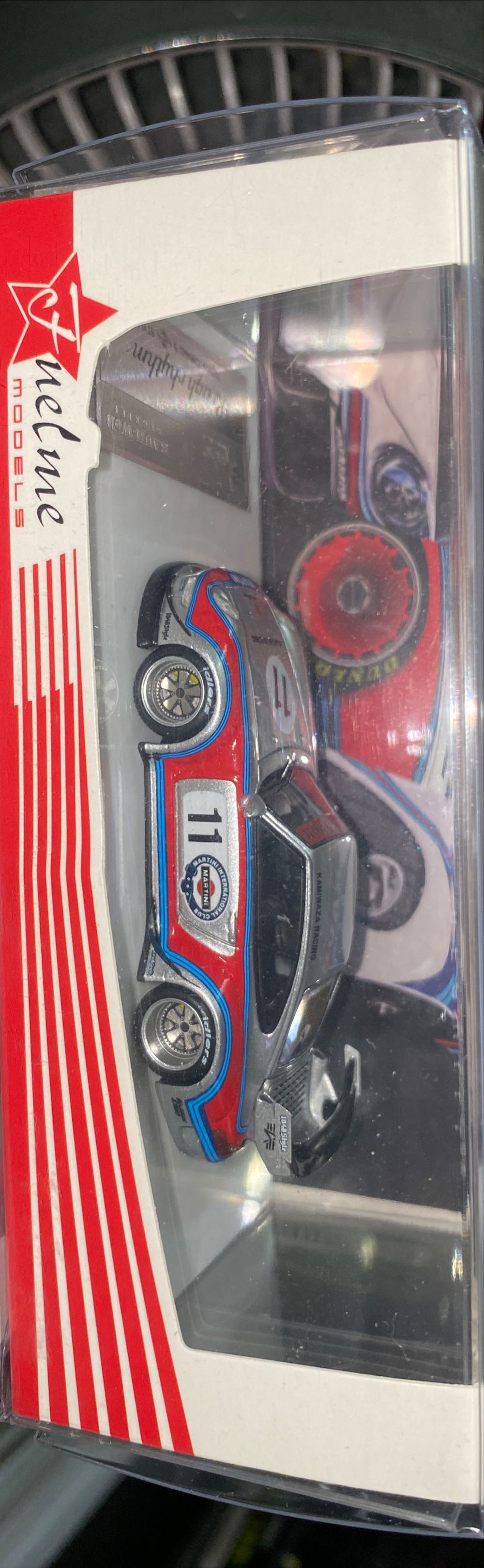 1. Porsche 911 993 Sold - Fuelme (Martini) action figure collectible - Main Image 1