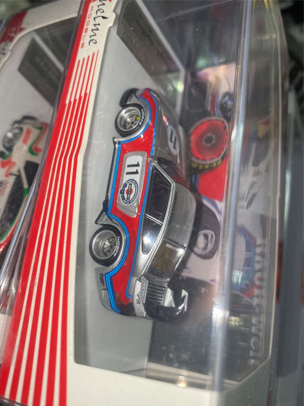 1. Porsche 911 993 Sold - Fuelme (Martini) action figure collectible - Main Image 3