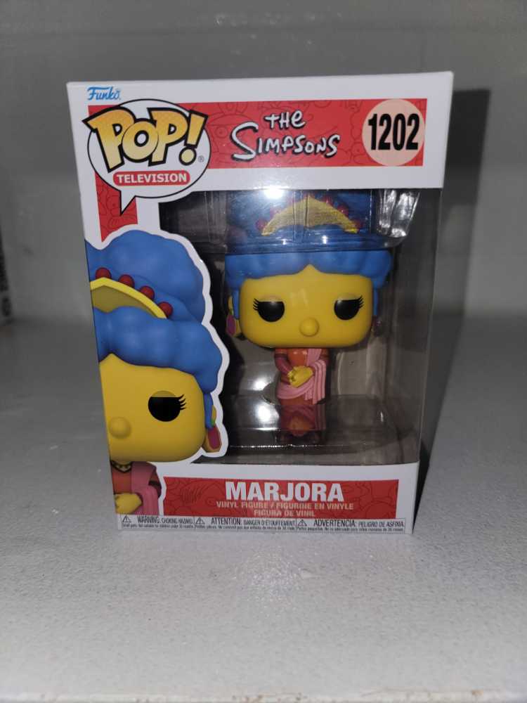 Simpsons Marjora  action figure collectible - Main Image 1