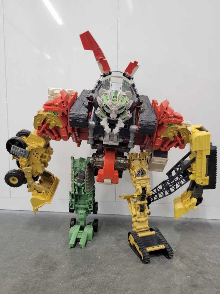 Devastator Missing Left Ear Piece Supreme Combiner Class - Hasbro (Revenge Of The Fallen) action figure collectible - Main Image 2