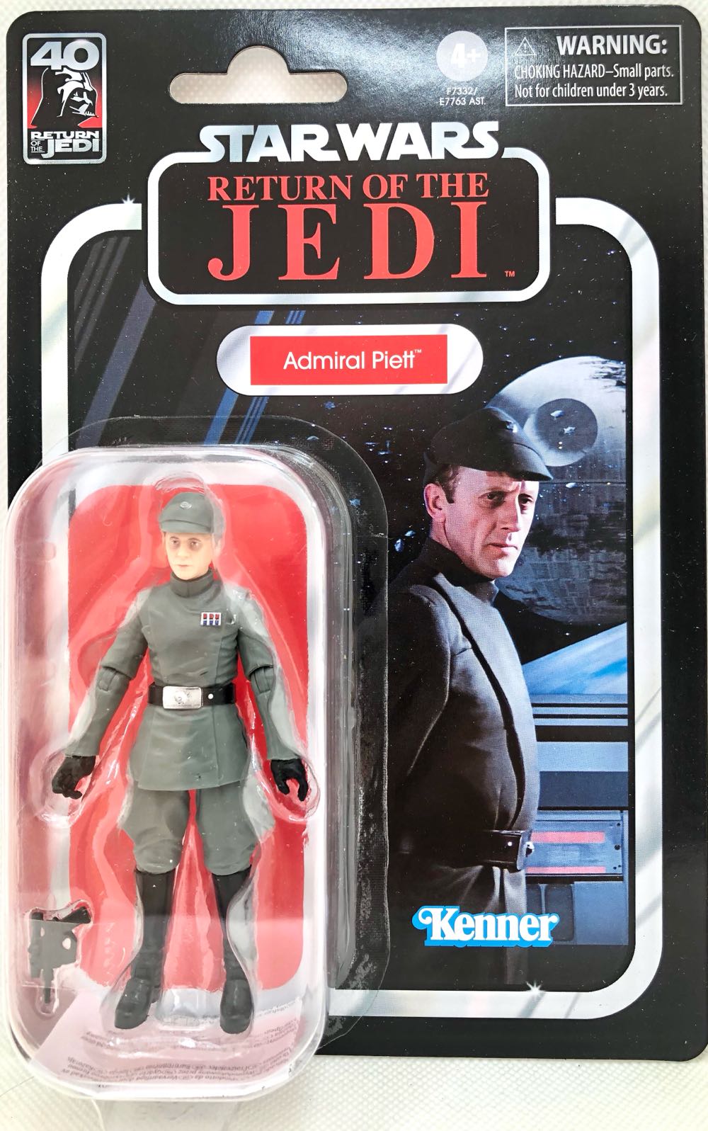 Admiral Piett - Hasbro (Star Wars The Vintage Collection) (Star Wars) action figure collectible - Main Image 1