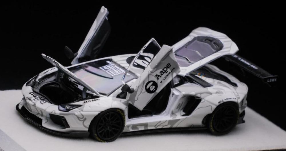 1. Lamborghini Aventador LP700-4 - PGM (Zero Fighter) action figure collectible - Main Image 4