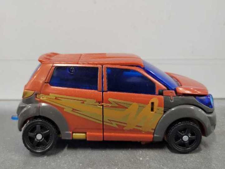 Mudflap Tuner Vehicle Mode  - Hasbro (Revenge Of The Fallen) action figure collectible - Main Image 3