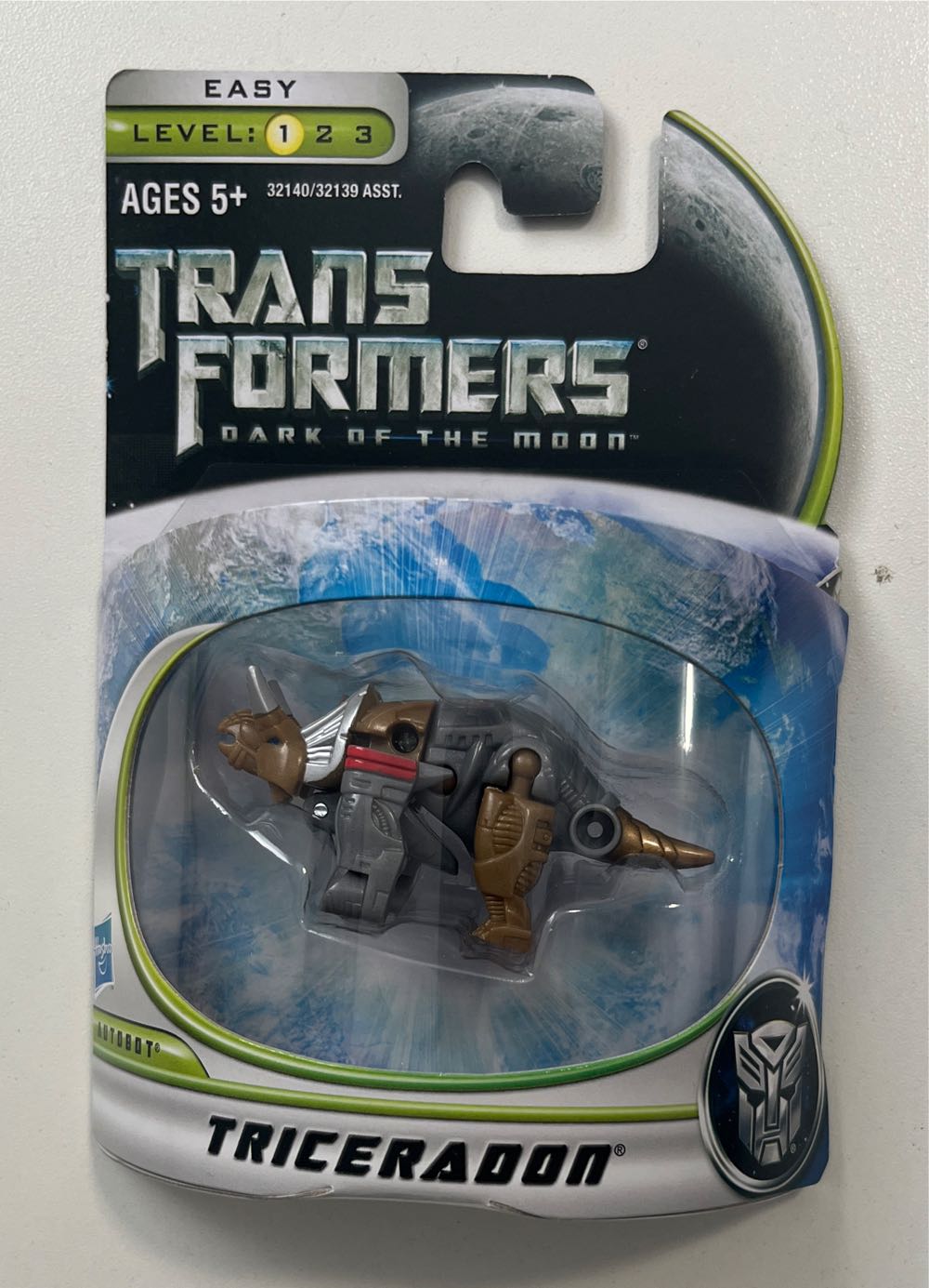 Spider Droid With Rotating Turret And Firing Cannon