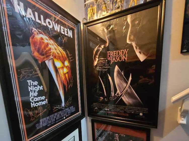 Halloween Signed 24x36 Poster  (Horror) action figure collectible - Main Image 3