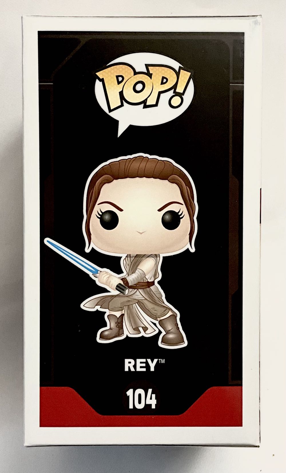 #104 Rey  (Funko Pop!) action figure collectible [Barcode 849803096182] - Main Image 3