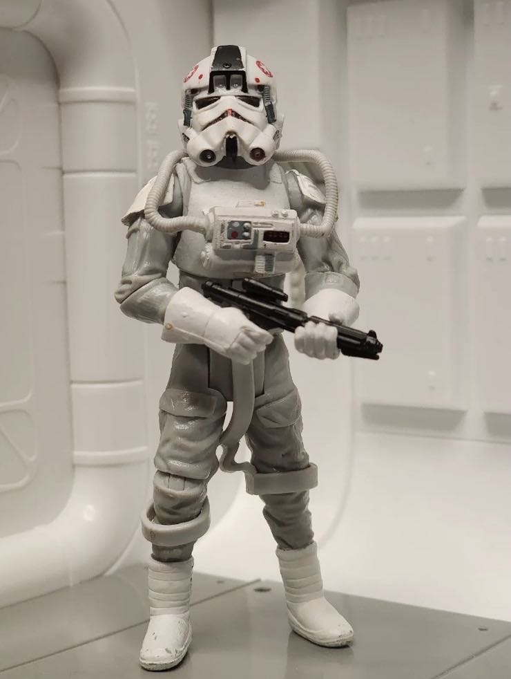 AT-AT Driver TSC (SAGA009) - Hasbro (Star Wars Episode V: The Empire Strikes Back) action figure collectible - Main Image 3