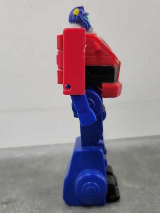 Optimus Prime McDonald’s  - Hasbro (Animated) action figure collectible - Main Image 2