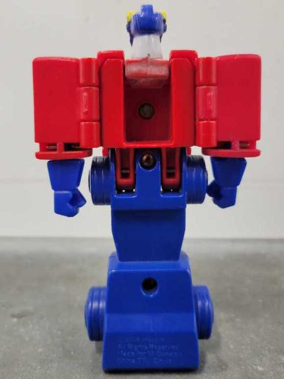 Optimus Prime McDonald’s  - Hasbro (Animated) action figure collectible - Main Image 3