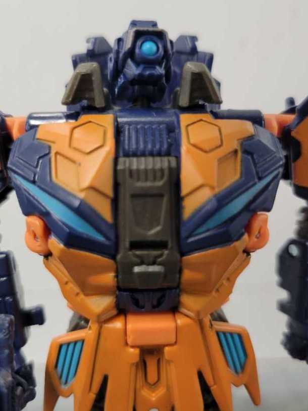 Whirl Missing Big Gun - Hasbro (Generations War For Cybertron) action figure collectible - Main Image 1