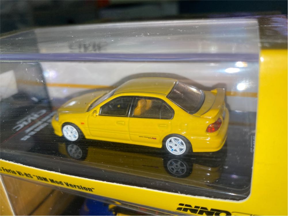 Honda Civic Ferio - INNO64 action figure collectible [Barcode 9588826263614] - Main Image 3