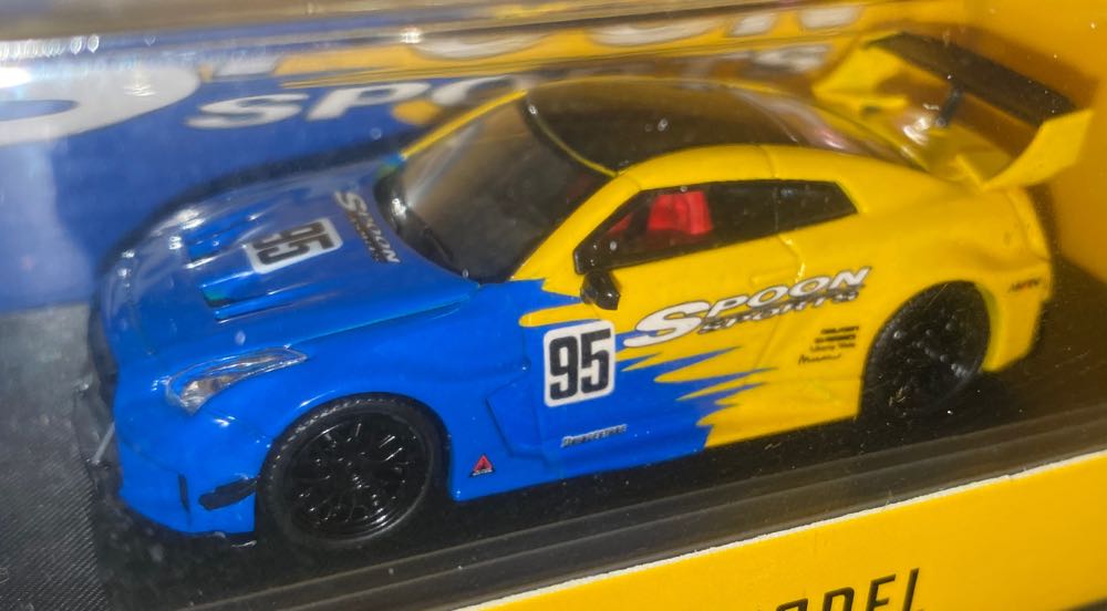 Nissan Skyline GT-R R35 - Space Model (Spoon) action figure collectible - Main Image 2