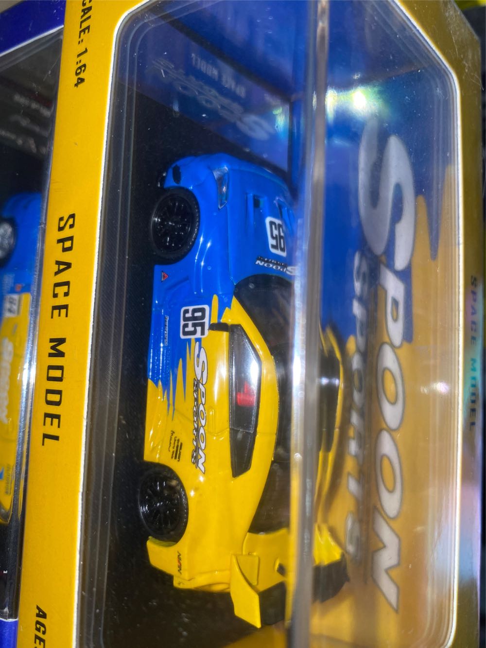 Nissan Skyline GT-R R35 - Space Model (Spoon) action figure collectible - Main Image 4