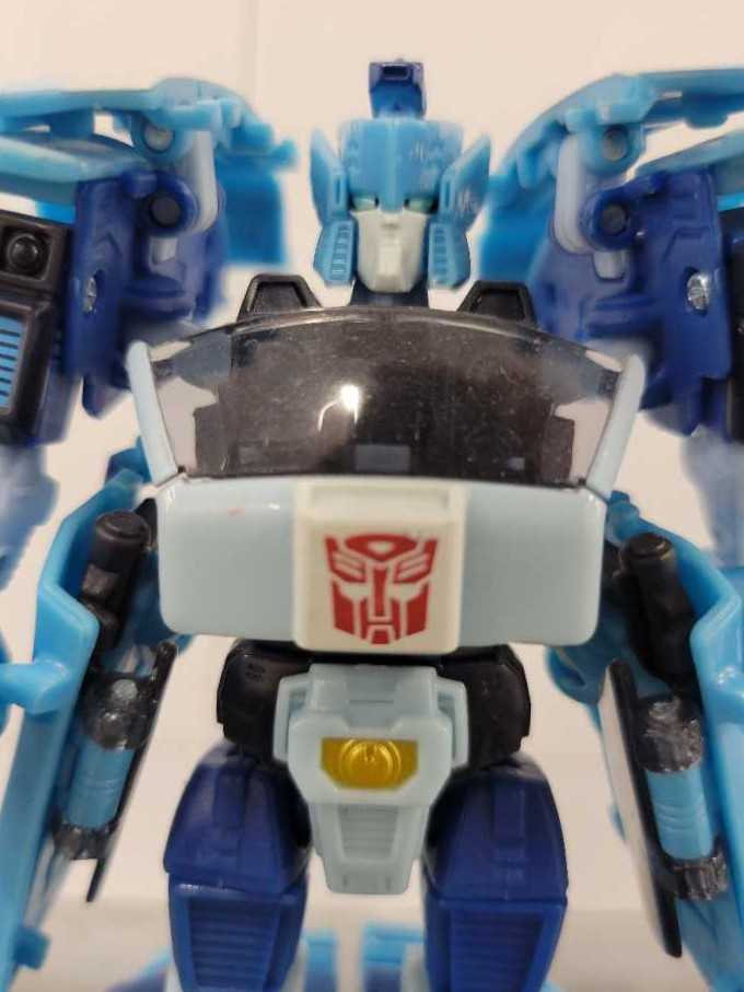 Velociraptor “Blue” Super Colossal Jurassic World - GCT93