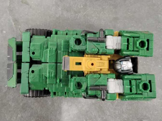 Brawn - Hasbro (Combiner Wars) action figure collectible - Main Image 2