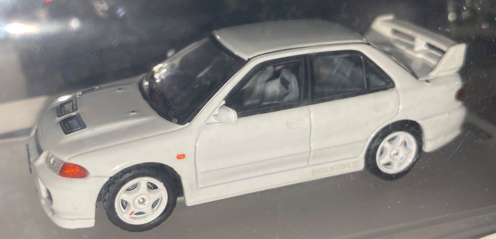 Mitsubishi Lancer Evolution 3 - INNO64 action figure collectible [Barcode 9588826261511] - Main Image 2