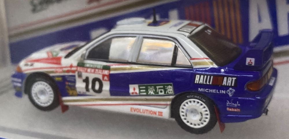 Mitsubishi Lancer 3 #10 Zealand Rally - INNO64 (Rally) action figure collectible [Barcode 9588826261016] - Main Image 3