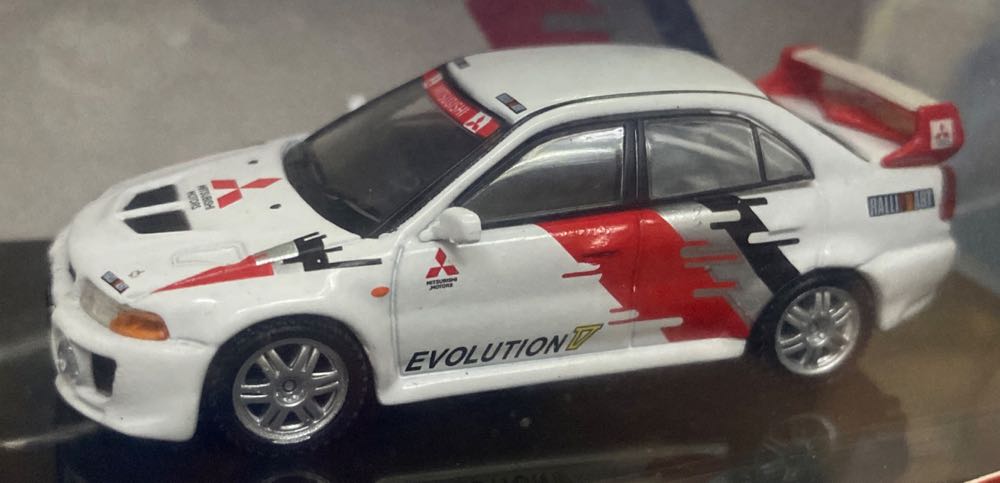 Mitsubishi Lancer Evolution 5 Ralliart - Tarmac (Rally) action figure collectible [Barcode 9580015709675] - Main Image 2
