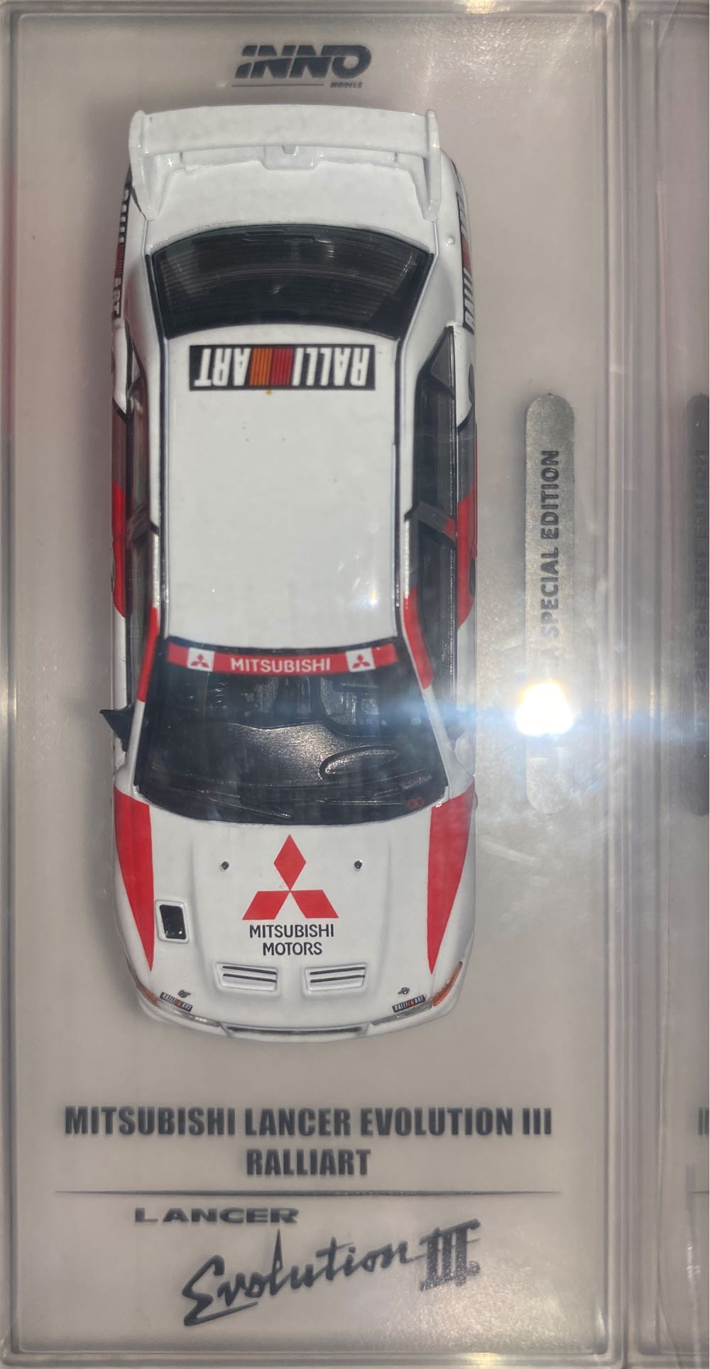 Mitsubishi Lancer Evolution 3 - INNO64 (Rally) action figure collectible [Barcode 9588826260750] - Main Image 4