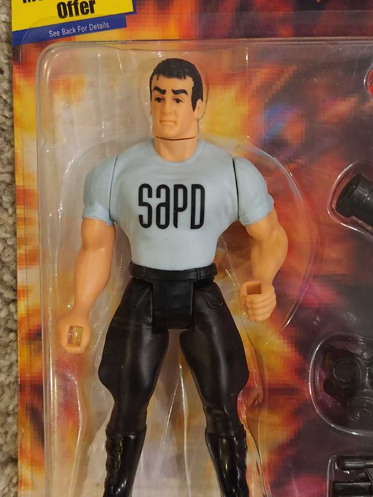 Demolition Man - Bazooka Attack Spartan - Mattel (Demolition Man) action figure collectible [Barcode 074299111099] - Main Image 3