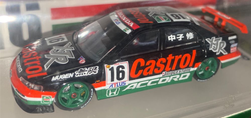 Honda Accord Mugen - INNO64 (Castrol) action figure collectible [Barcode 9588826261115] - Main Image 2