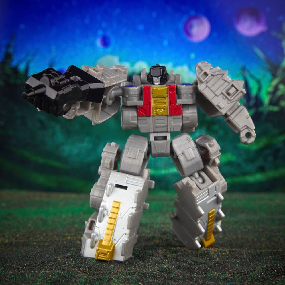 Legacy Evolution Core Class Dinobot Scarr - Hasbro (Transformers) action figure collectible - Main Image 2