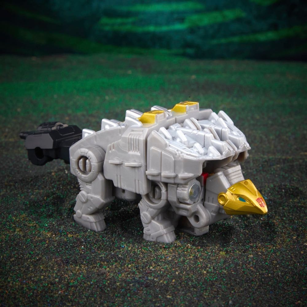 Legacy Evolution Core Class Dinobot Scarr - Hasbro (Transformers) action figure collectible - Main Image 3